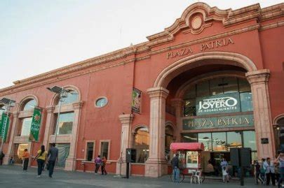 Centro Comercial Plaza Patria .